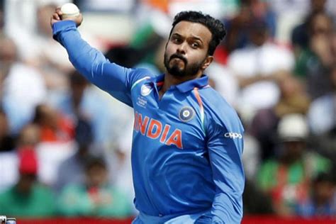 — mufaddal vohra (@mufaddal_vohra) october which moment did you love the most in kedar jadhav's amara kaviyam, a grand 7* off 12 to safely see off the day's play? TNPL is a great platform for youngsters, says Kedar Jadhav ...