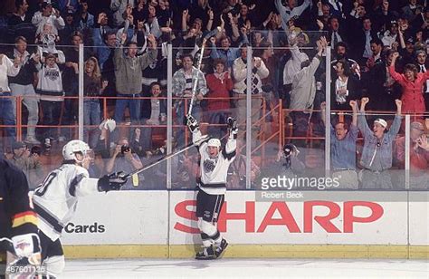 Gretzky 802 Photos And Premium High Res Pictures Getty Images