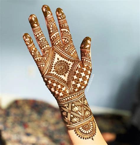 Top Traditional Mehndi Design Ideas For Brides To Be