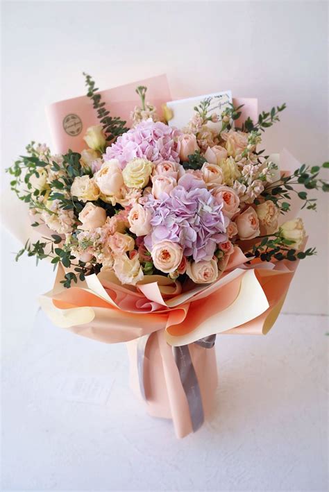 Unique and quirky gifts to send instead of flowers. Pin di LemongrassWedding su Full Size Fresh Flower Gift ...