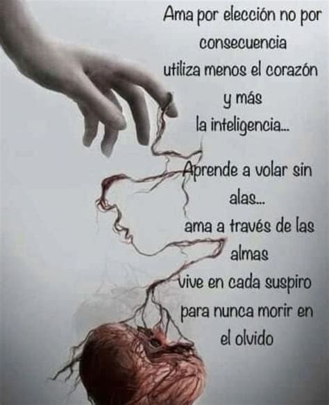 Two Hands Reaching Out To Each Other With The Caption In Spanish Above