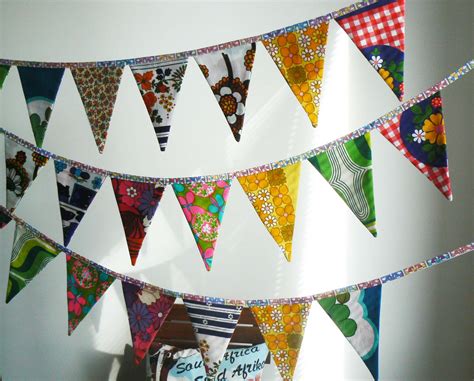 Curlypops Bunting To The Rescue