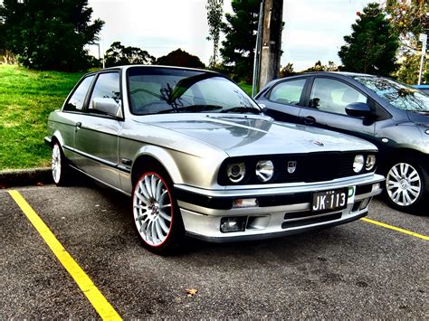 Aussie Old Parked Cars 1991 Bmw Alpina 325i Coupe E30