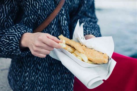 How To Eat Fish ‘n Chips While In London