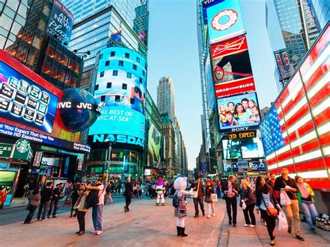 What Not To Do In Times Square Condé Nast Traveler