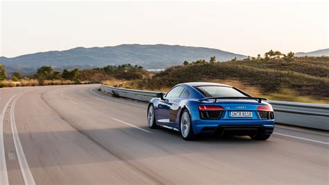 2017 Audi R8 First Drive Review