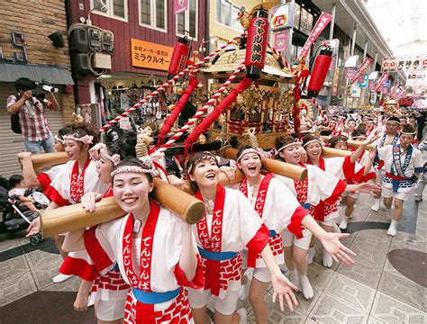 天神祭 ギャルみこし 317841 天神祭 ギャルみこし 年齢