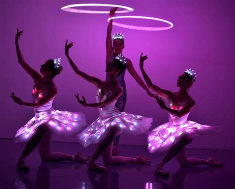 Led Hula Hoop Ballet Dancers Led Dance Shows London Uk