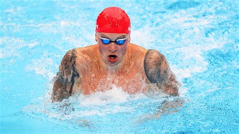 Adam Peaty Wins Gold In Mens 100m Breaststroke Michael Andrew Finishes Fourth Nbc Los Angeles