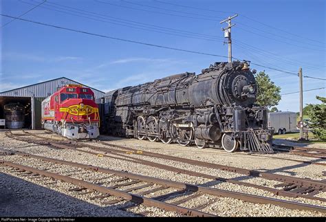 Atsf 2903 Atchison Topeka And Santa Fe Atsf Steam 4 8 4 At Union