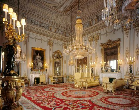 These include 19 state rooms, 52 royal and guest bedrooms, 188 staff bedrooms, 92 offices and 78 bathrooms. Take a Peek Inside London's Buckingham Palace—See Where ...