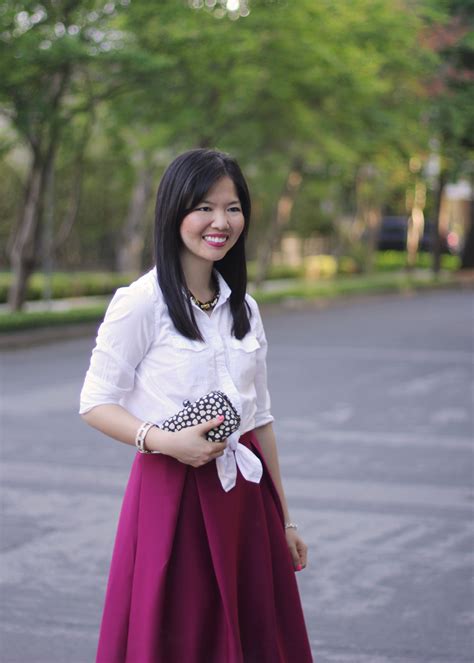 If your midi skirt is in a heavier fabric or a print, i would stick to a more neutral or solid top. Midi Skirt Love - Skirt The Rules | NYC Style Blogger