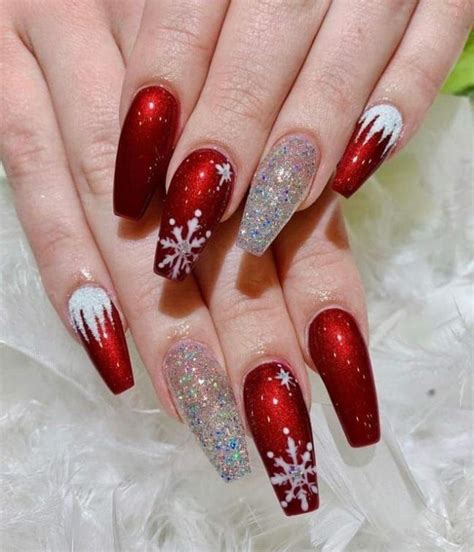 37 Pretty Acrylic Nail Designs For Winter Holiday Xmas Nails Red