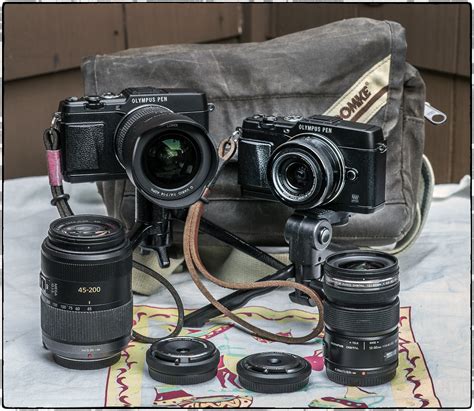 E-P5 Travel Set | Domke F-5XB with two Olympus E-P5 (one is … | Flickr