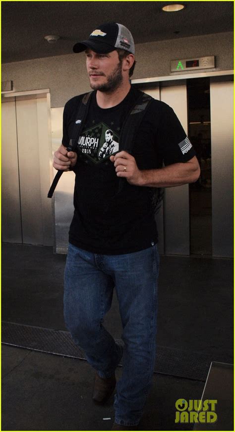Chris Pratt Skips Mtv Awards Goes Shirtless For A Triathlon Photo 3347407 Chris Pratt