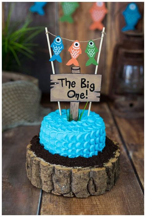 Happy first birthday boy design ideas for 1 year old decorating tutorial. Coolest First Birthday Cakes for your Little One