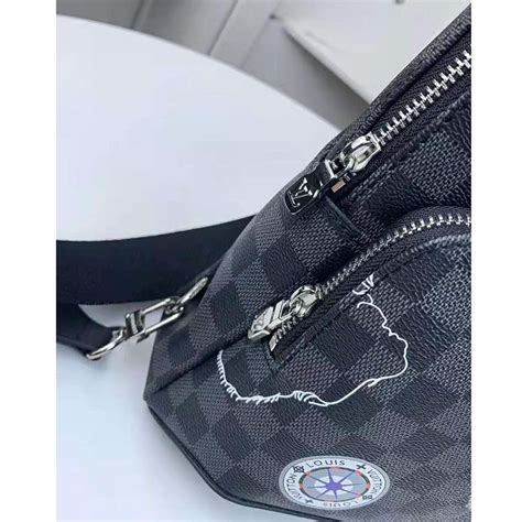 Had for couple months don't use it anymore so why not sell it ¿ any swaps or any offers ? Louis Vuitton LV Men Avenue Sling Bag in Damier Graphite ...