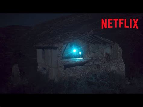 El caso macastre se ha mantenido en el olvido hasta la emisión en netxflix de una serie documental sobre la segunda de las coincidencias con el caso alcàsser complicó todavía más la investigación. El Caso Alcàsser - De DocUpdate