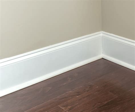 What Type Of Baseboard Do You Use With Vinyl Flooring Vinyl Plank