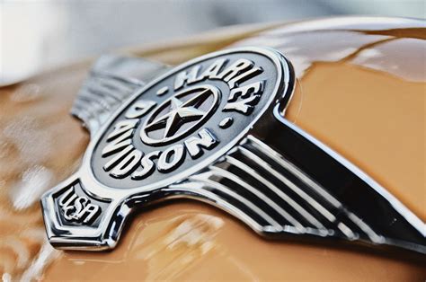 Leaving from the dealership, i thought i was on my old 2002 ridged mount sportster. Pk: HARLEY-DAVIDSON: GOOD VIBRATION!