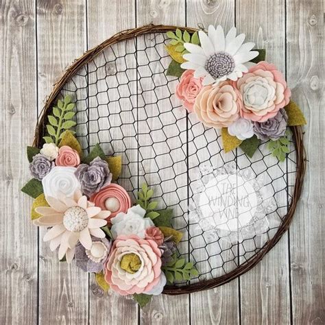 Youll Fall In Love With This Rustic Chicken Wire Wreath That