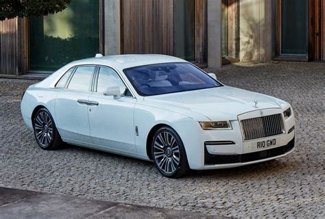 This Is Why We Love The 2021 Rolls Royce Ghost