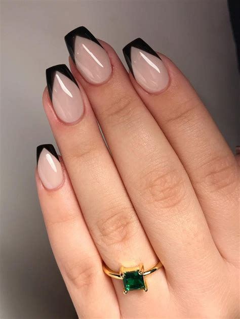 20 Unique French Tip Nails Ideas For 2021 Soglamidea