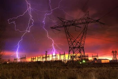 Lightning strikes power pole during rainy season. Incredible Snapshots of Lightning Striking Power Stations