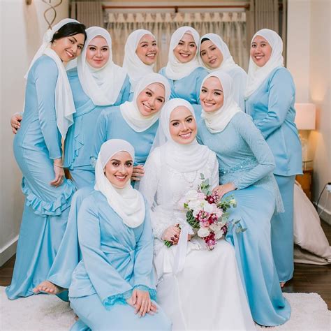 Maybe you would like to learn more about one of these? Bride's Squad 💃💃💃 | Bridesmaid, Wedding poses