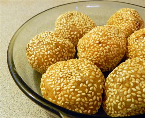 Buchi Sesame Seed Balls Glutinous Rice Flour Dough With Red Bean