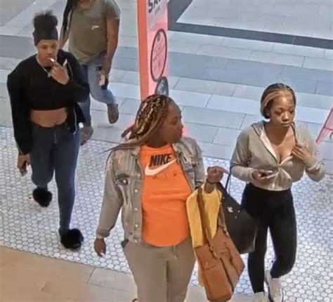 Women Wanted For Stealing 1600 Worth Of Items From Victorias Secret