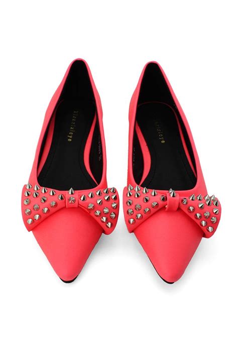 Studded Bow Pointed Flat Shoes In Neon Pink Pointed Flats Shoes