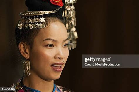 chinese girl singing photos and premium high res pictures getty images