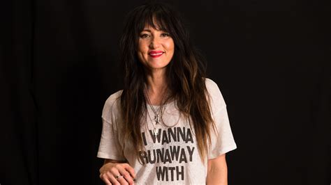 7 for foreign customers free in korea and anywhere overseas on a kt mobile phone. KT Tunstall: 2018 | WFUV