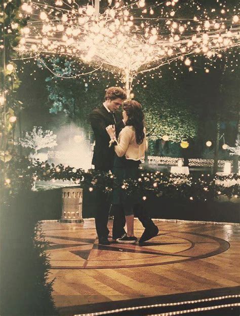 Edward And Bella Twilight Prom