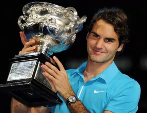 Roger Federer Can Win More Grand Slams Says Vijay Amritraj