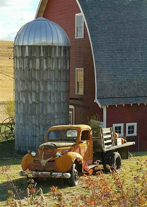 Old Truck With Barn And Silo Source Country Barns Farm
