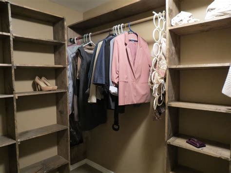 How To Customize A Closet For Improved Storage Capacity