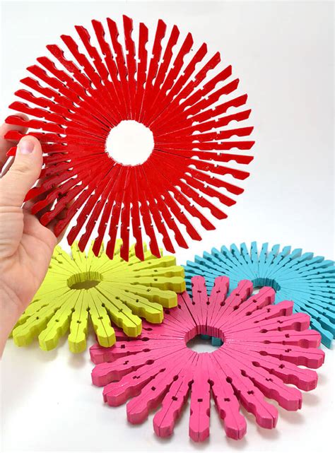 Colorful Clothespin Trivets Diy To Try