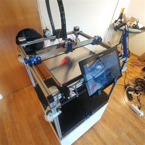 3D Printable V-King CoreXY V2.0 by Roy Berntsen