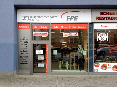Ein normaler bildschirm hat immer eine unattraktive. werbeagentur-focus-nuernberg-schaufensterbeklebung ...
