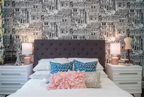 20 Bold Print Wallpaper Ideas That Will Transform Your Space