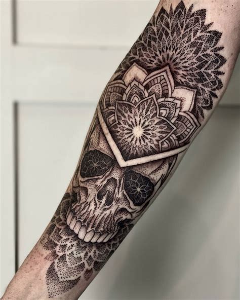 10 Forearm Skull Tattoo Designs Which Will Blow Your Mind