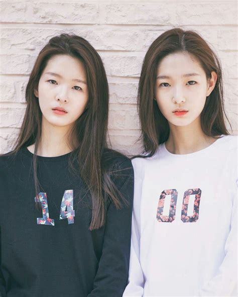 All Of Korea Is Falling In Love With These 16 Year Old Twin Sisters From Yg — Koreaboo