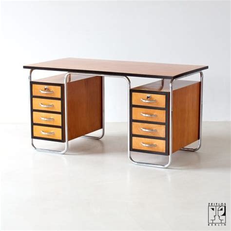 Das bauhaus design hat die architektur revolutioniert. Desk by Rudolf Vichr - ZEITLOS - BERLIN | Bauhaus möbel ...