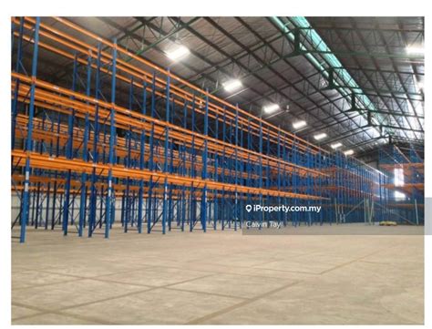 Sqft Warehouse With Pallets Racking At Demak Laut Industrial Park Kuching Warehouse