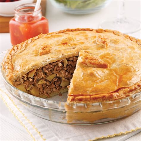 Dans la mijoteuse, placer le rôti et répartir les légumes tout autour. Tourtière aux trois viandes - Soupers de semaine ...