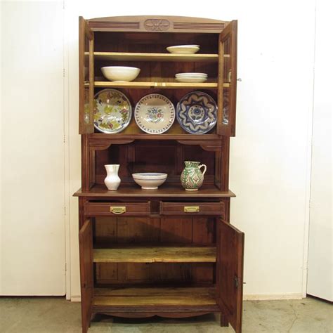 Descubre alacenas antiguas y otros muebles de almacenamiento antigos, vintage y modernos en pamono. Alacenas antiguas ¡Lo que no sabías!