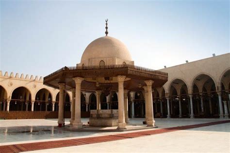 He was later appointed governor by the caliph. Mosque Of Amr Ibn Al-As - First Mosque Ever Built In Africa
