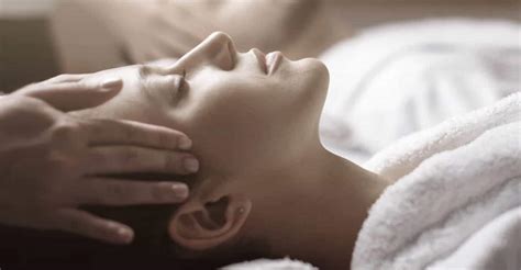 Head And Face Massage Programs And Therapies The Lifeco